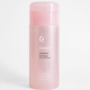 GLOSSIER SOLUTION